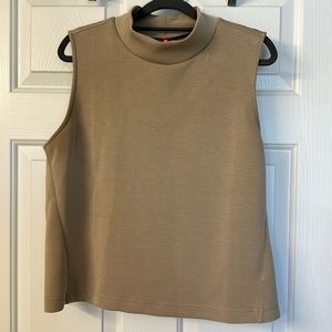 Excellent condition SPANX AirEssentials Mock Neck Top